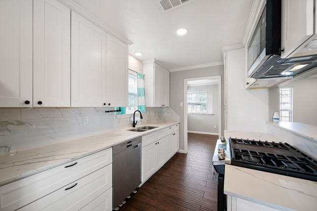 11806 Murr Way, Houston, TX 77048