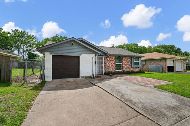 11806 Murr Way, Houston, TX 77048