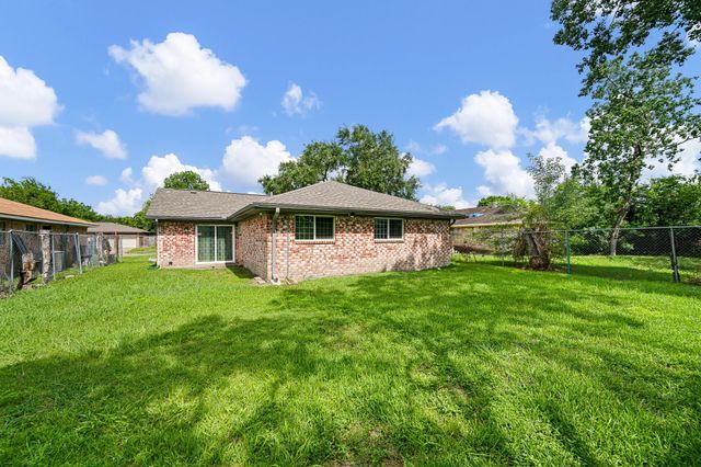11806 Murr Way, Houston, TX 77048