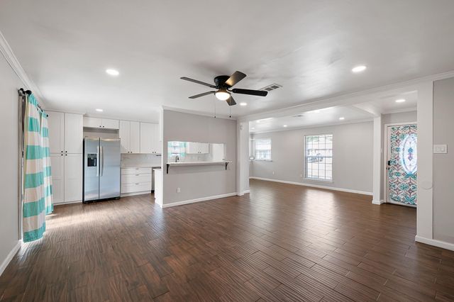 11806 Murr Way, Houston, TX 77048