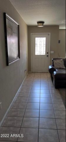 2270 E PALM BEACH Drive, Chandler, AZ 85249
