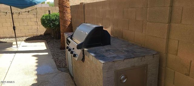 2270 E PALM BEACH Drive, Chandler, AZ 85249