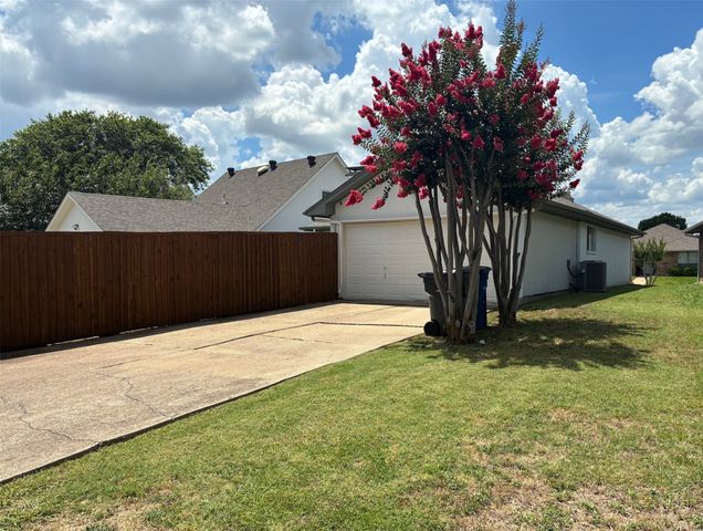 2424 Ridgestone Drive, Dallas, TX 75287