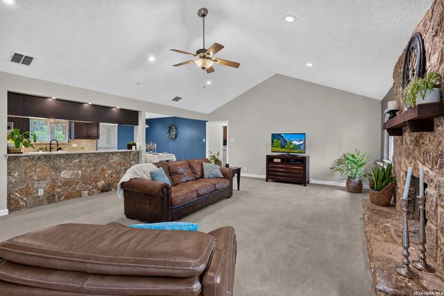 8314 Dragon St, San Antonio, TX 78254