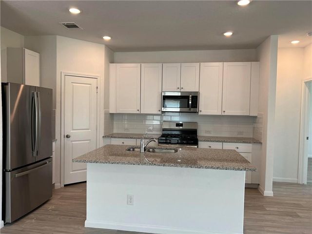 3023 Shore Lark, New Braunfels, TX 78130