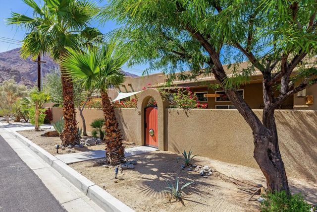 53745 Avenida Juarez, La Quinta, CA 92253