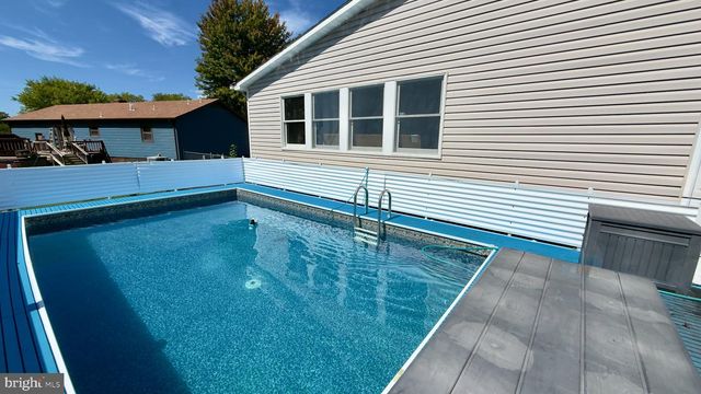11115 CEDAR LN, Bealeton, VA 22712