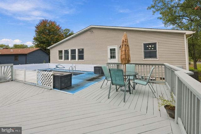 11115 CEDAR LN, Bealeton, VA 22712