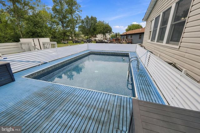 11115 CEDAR LN, Bealeton, VA 22712