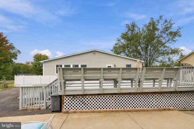 11115 CEDAR LN, Bealeton, VA 22712