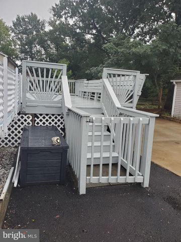 11115 CEDAR LN, Bealeton, VA 22712