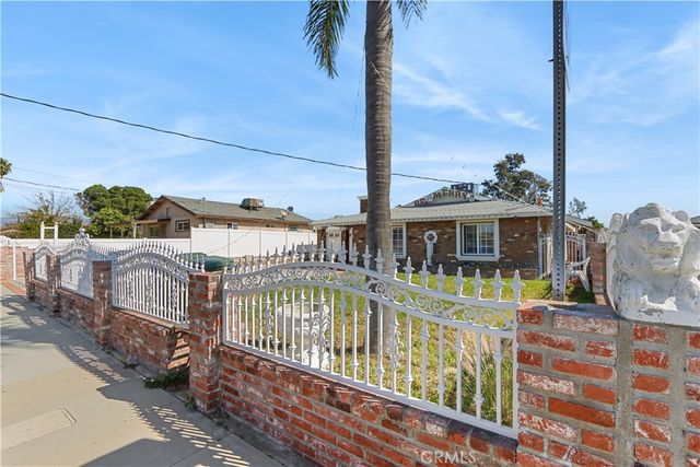 9257 Palmetto, Fontana, CA 92335