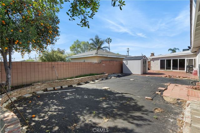 9257 Palmetto, Fontana, CA 92335