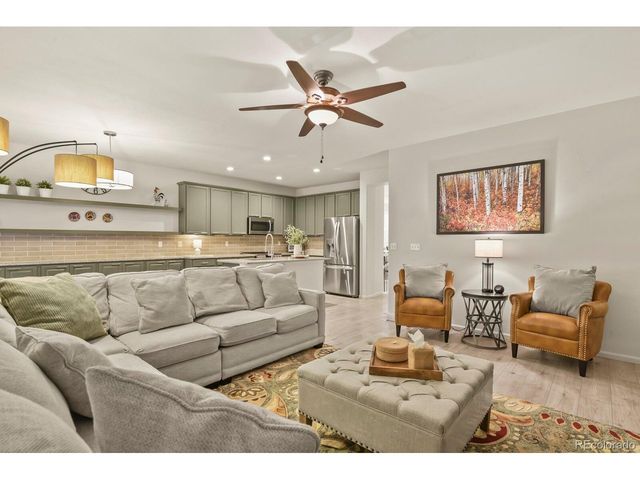 5565 S Buchanan St, Aurora, CO 80016