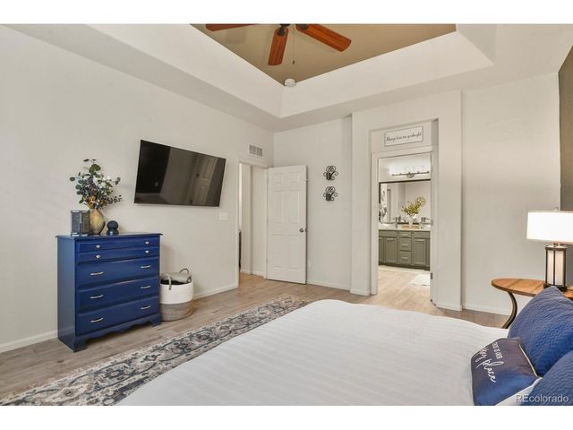 5565 S Buchanan St, Aurora, CO 80016