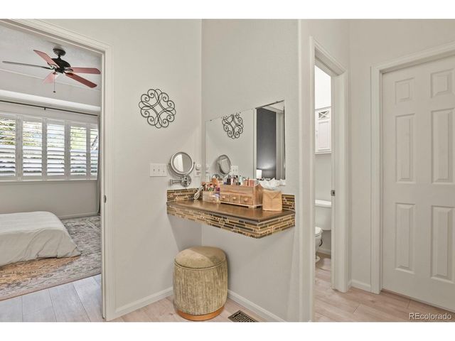 5565 S Buchanan St, Aurora, CO 80016