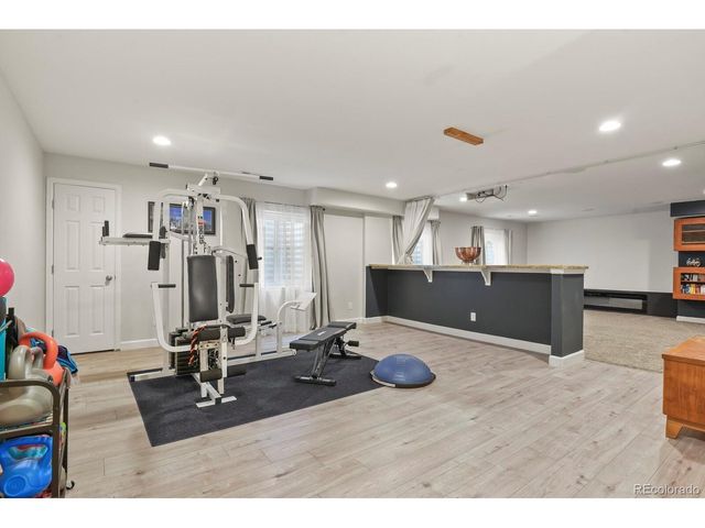 5565 S Buchanan St, Aurora, CO 80016