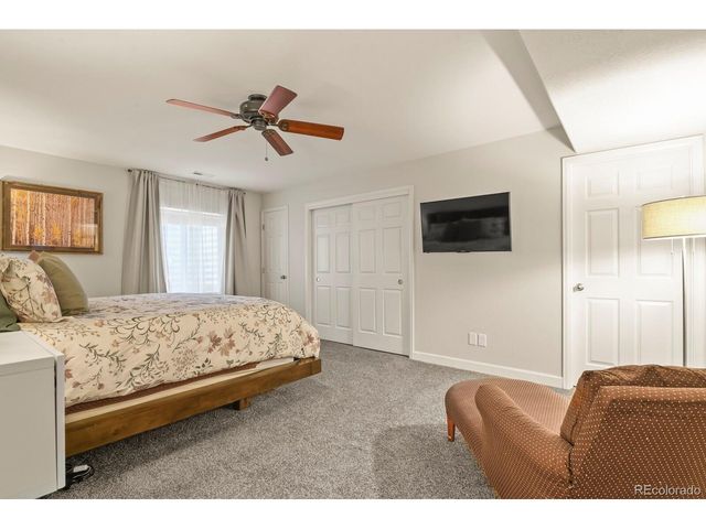 5565 S Buchanan St, Aurora, CO 80016