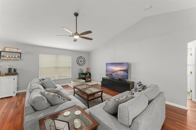 806 BREEZY LAKE WAY, Minneola, FL 34715