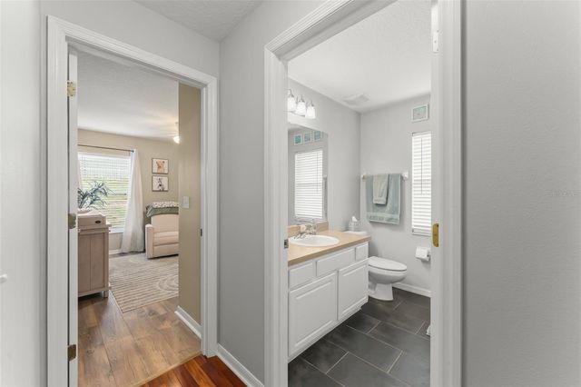 806 BREEZY LAKE WAY, Minneola, FL 34715