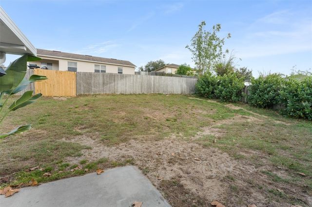 806 BREEZY LAKE WAY, Minneola, FL 34715