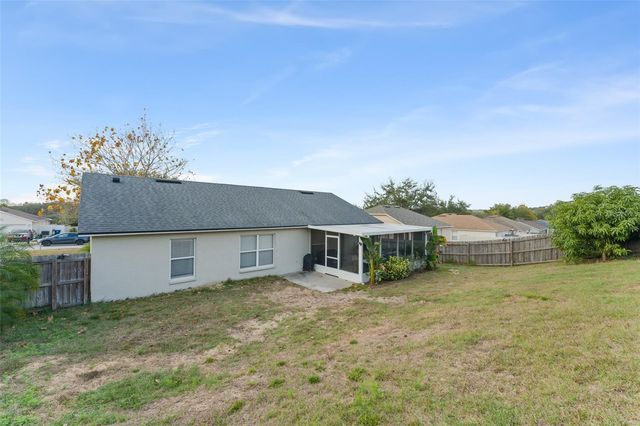 806 BREEZY LAKE WAY, Minneola, FL 34715