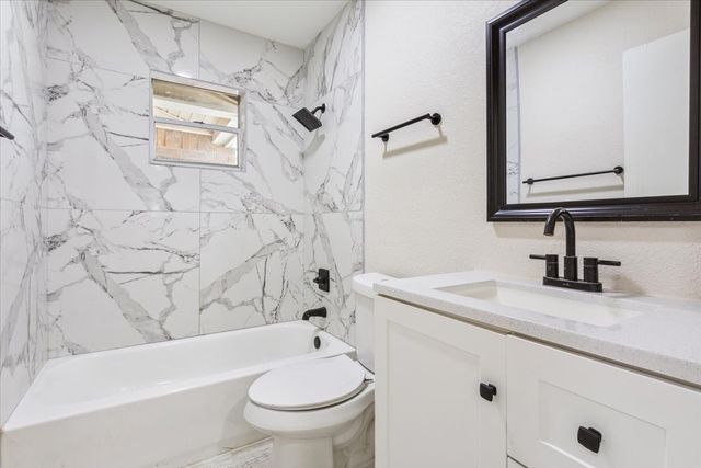 310 Garfield Street, Mcgregor, TX 76657