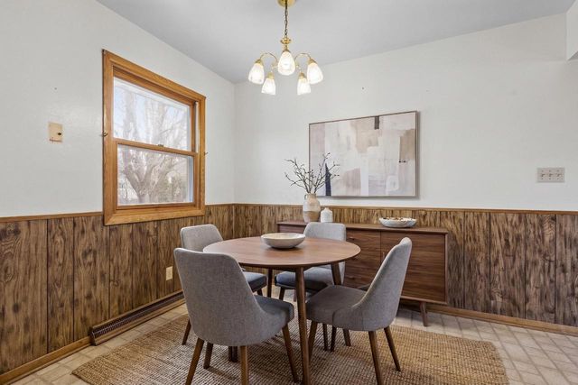 1103 VALLEY LANE, Shawano, WI 54166