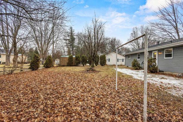 1103 VALLEY LANE, Shawano, WI 54166