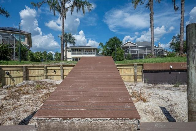 17802 SAINT LUCIA ISLE DRIVE, Tampa, FL 33647