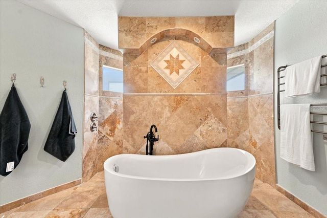 17802 SAINT LUCIA ISLE DRIVE, Tampa, FL 33647