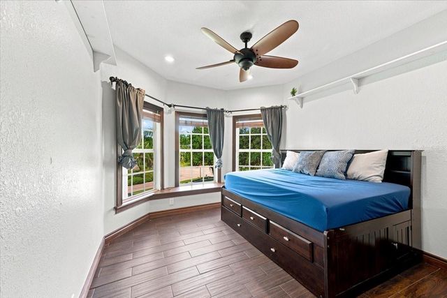 17802 SAINT LUCIA ISLE DRIVE, Tampa, FL 33647
