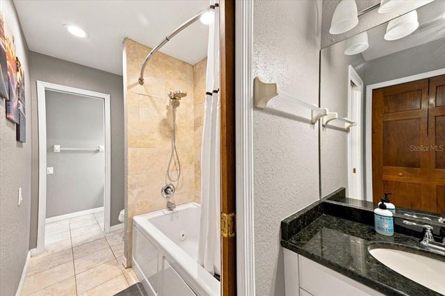 17802 SAINT LUCIA ISLE DRIVE, Tampa, FL 33647