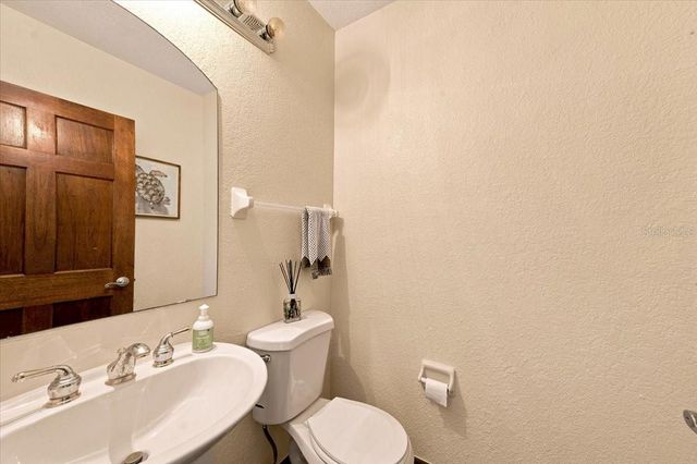 17802 SAINT LUCIA ISLE DRIVE, Tampa, FL 33647