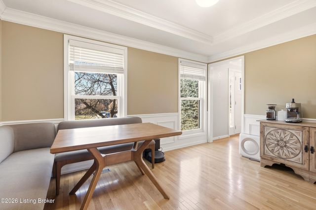 12928 Willow Forest Dr, Louisville, KY 40245