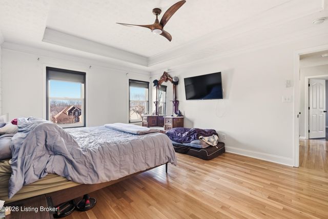 12928 Willow Forest Dr, Louisville, KY 40245