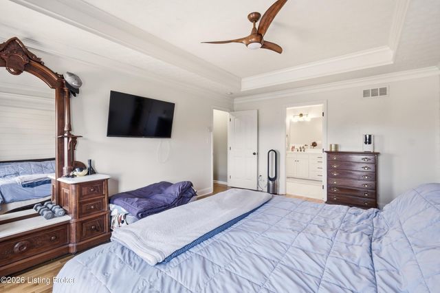 12928 Willow Forest Dr, Louisville, KY 40245