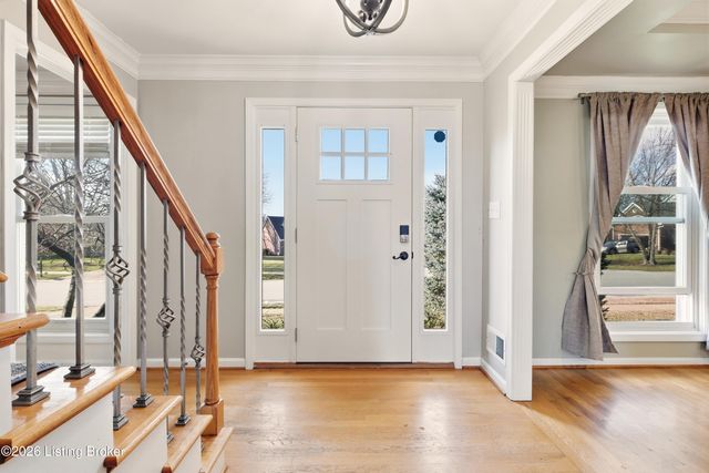 12928 Willow Forest Dr, Louisville, KY 40245