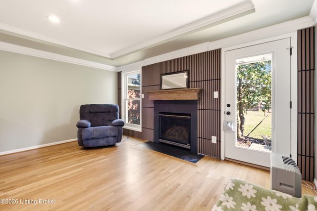 12928 Willow Forest Dr, Louisville, KY 40245