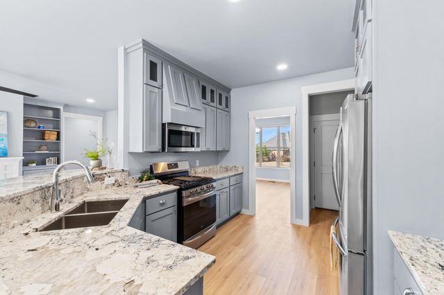 238 S Sheeks Drive, Mountain Home, AR 72653