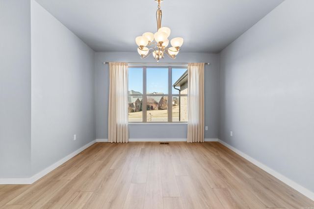 238 S Sheeks Drive, Mountain Home, AR 72653