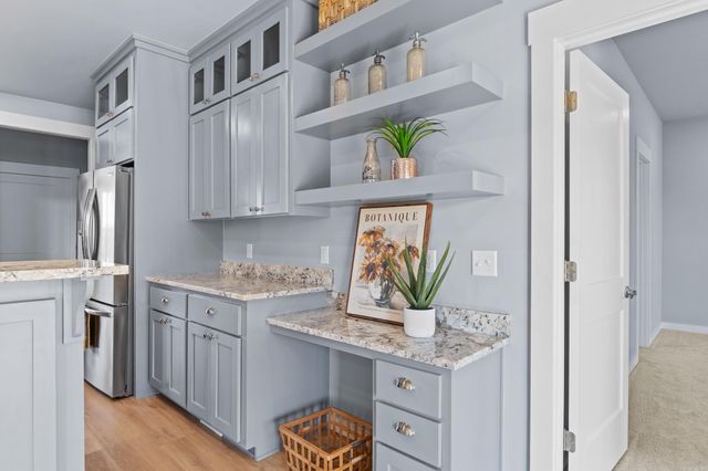 238 S Sheeks Drive, Mountain Home, AR 72653