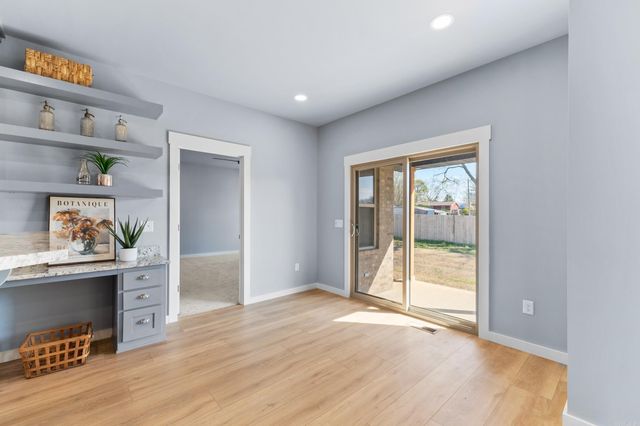 238 S Sheeks Drive, Mountain Home, AR 72653