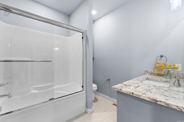 238 S Sheeks Drive, Mountain Home, AR 72653