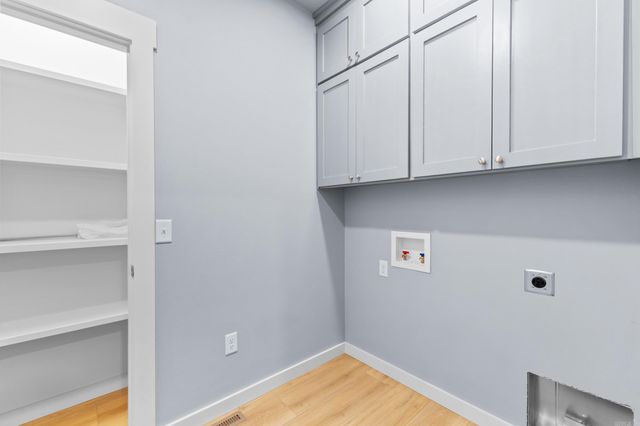 238 S Sheeks Drive, Mountain Home, AR 72653