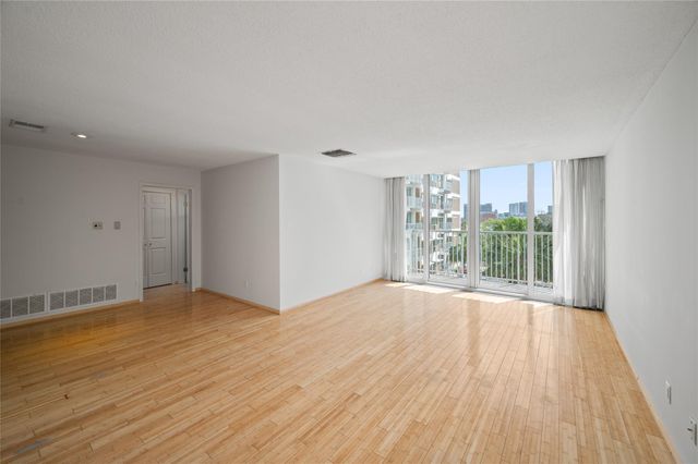 3600 Montrose Boulevard 405, Houston, TX 77006