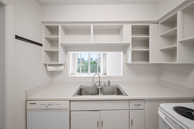 3600 Montrose Boulevard 405, Houston, TX 77006