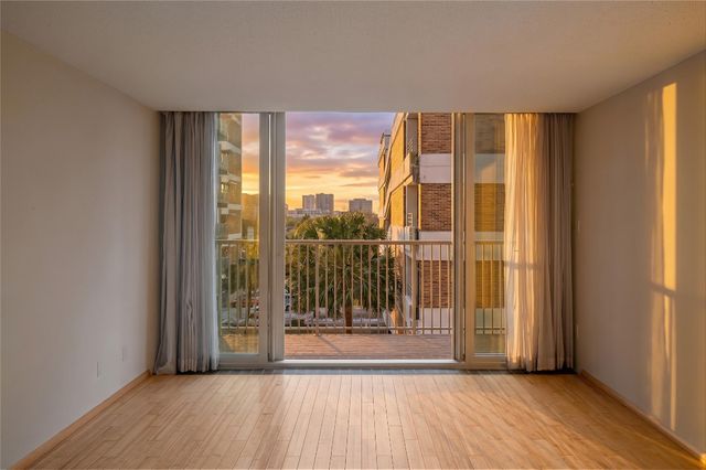 3600 Montrose Boulevard 405, Houston, TX 77006