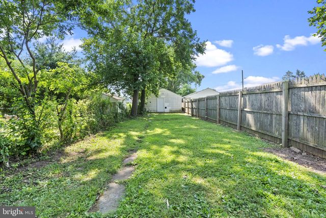 832 STANBRIDGE ST #1, Norristown, PA 19401