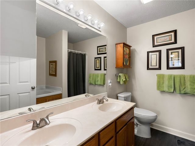 1106 Cobbs Glen Drive, Anderson, SC 29621